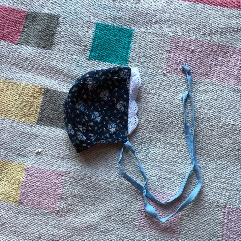 Beautiful handmade floral Etsy bonnet 3-6 mos